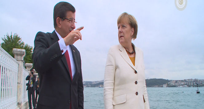 Başbakan Davutoğlu Merkele İstanbulu anlattı