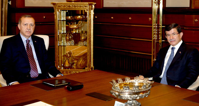 Cumhurbaşkanı Erdoğan, Başbakan Davutoğlunu kabul etti