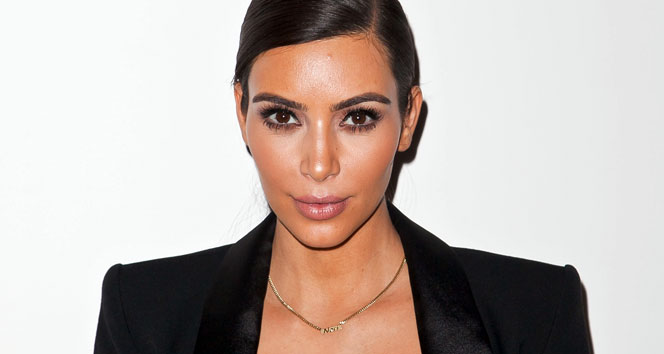 ABDli yıldız Kim Kardashiana Karsta tepki