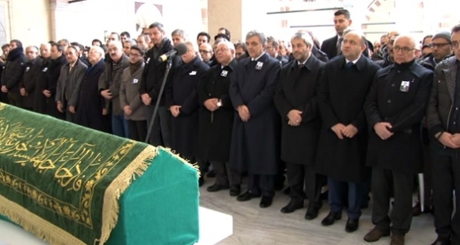 Abdullah Gl arkadann cenazesine katld