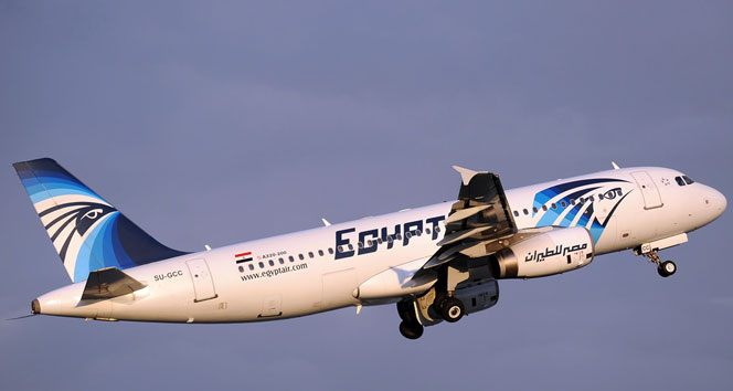 Kayıp Mısır uçağının enkazı bulundu