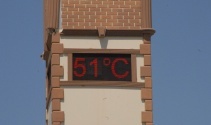 Diyarbakırda termometreler 51 dereceyi gösterdi