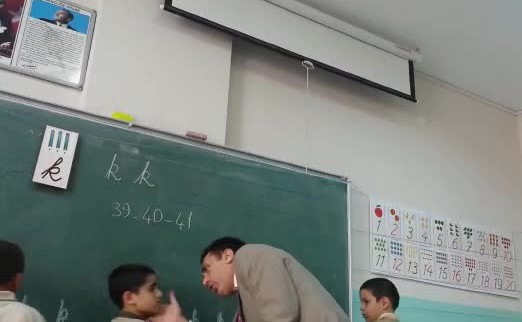 Öğretmenden öğrenciye dayak kamerada ile ilgili görsel sonucu