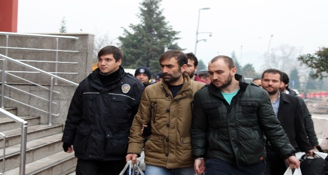 Kocaeli’de 12 kişi FETÖ’den adliyeye sevk edildi