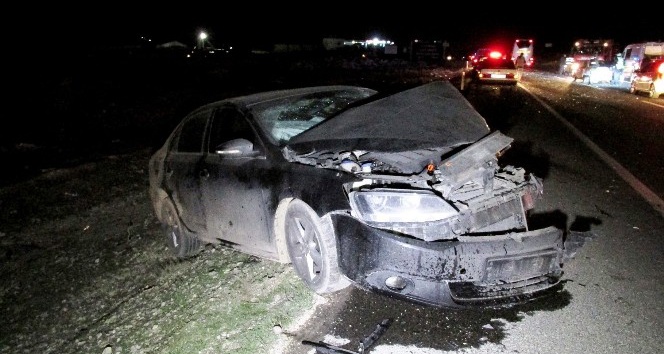 Düğün yolunda feci kaza, baba ve 2 oğlu öldü