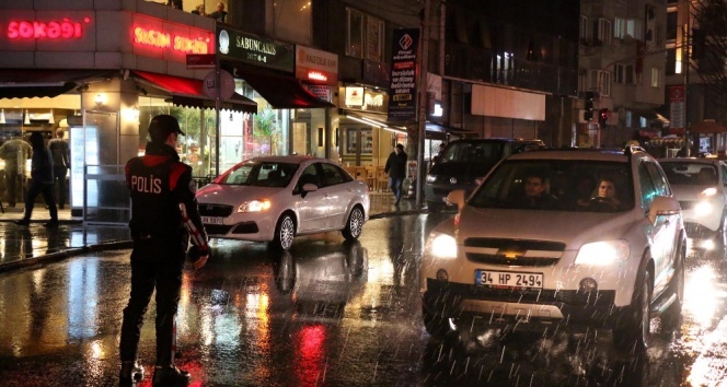 İstanbulda 5 bin polisle huzur operasyonu