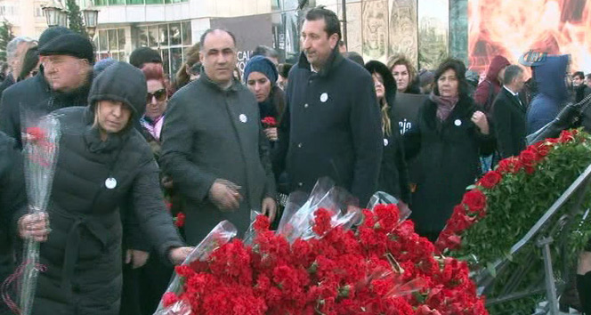 Hocalı katliamında ölenler 25. yıldönümünde Azerbaycanda anıldı