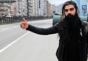Bir otostopçudan parasız seyahat etmenin incelikleri