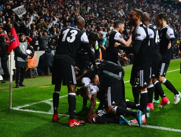 Beşiktaş Lyon maçından özel kareler