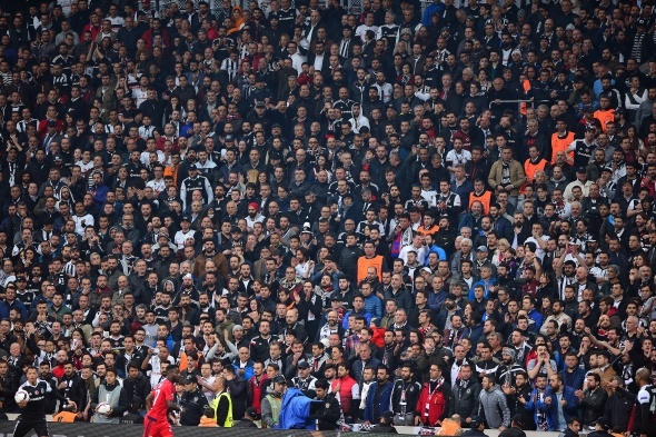 Beşiktaş Lyon maçından özel kareler