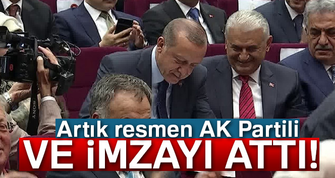 Cumhurbaşkanı Erdoğan AK Parti’ye resmen üye oldu