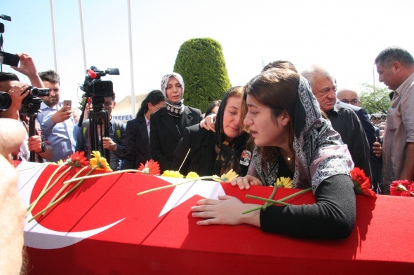 Başsavcı Alper ve makam şoförü Akşehirli’ye gözü yaşlı veda