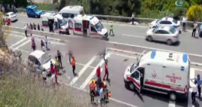 Muğlada korkunç kaza! 23 ölü, 11 yaralı