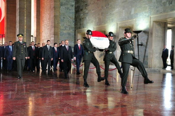 Gençler Ata’nın huzurunda