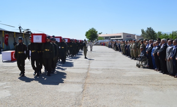 Şırnak şehitleri memleketlerine uğurlandı