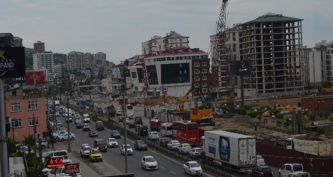 Yaklaşık 780 bin nüfuslu Trabzon’da 180 bin 697 tescilli araç bulunuyor