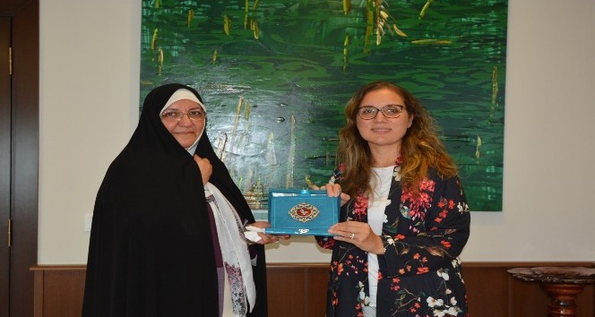 El Zahra Üniversitesi Rektöründen Düzce Üniversitesi’ne ziyaret