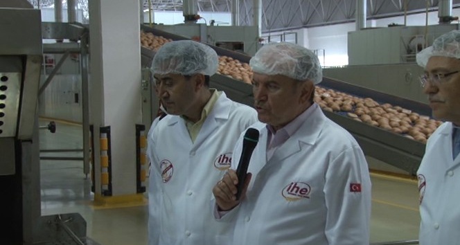 Halk Ekmek’te robotlar ekmekleri el değmeden kasalıyor