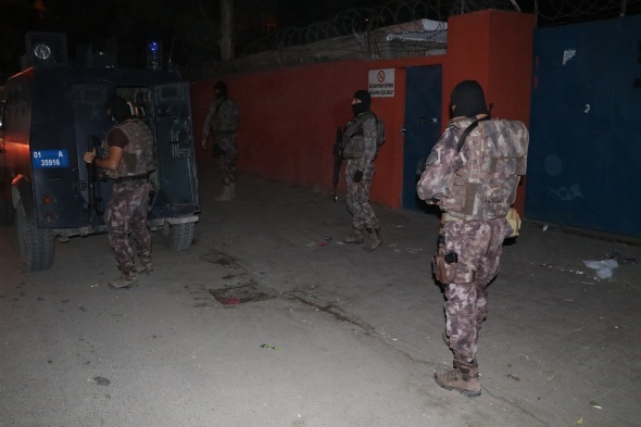 Adana merkezli 6 ilde PKK/KCK operasyonu: 34 gözaltı