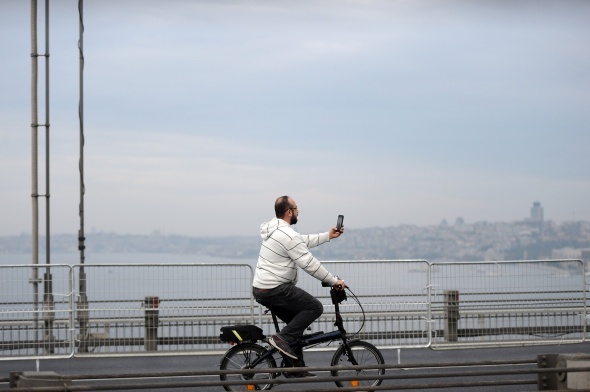 Vodafone 39. İstanbul Maratonu'nda renkli görüntüler oluştu