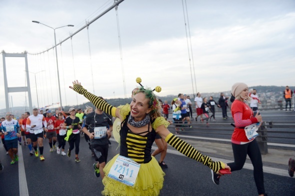 Vodafone 39. İstanbul Maratonu'nda renkli görüntüler oluştu