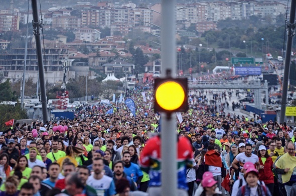 Vodafone 39. İstanbul Maratonu'nda renkli görüntüler oluştu