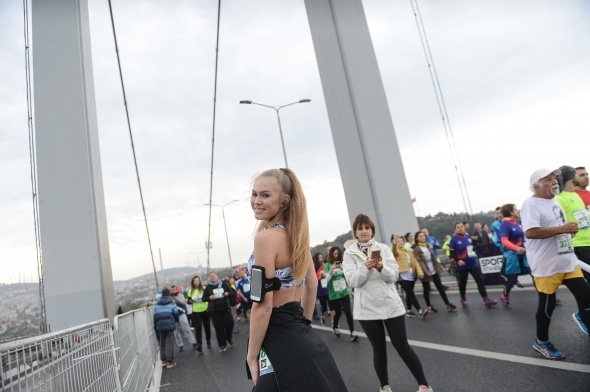 Vodafone 39. İstanbul Maratonu'nda renkli görüntüler oluştu