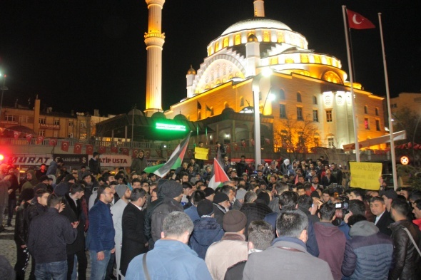 Müslüman dünyası Kudüs için ayakta