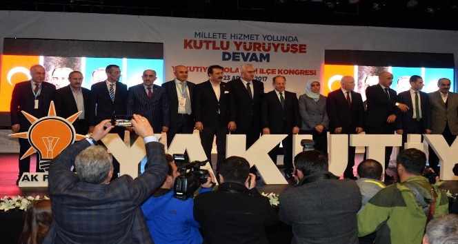 AK Parti Yakutiye, Palandöken İlçesi 4. Olağan Kongresi’nde Başkanlar güven tazeledi