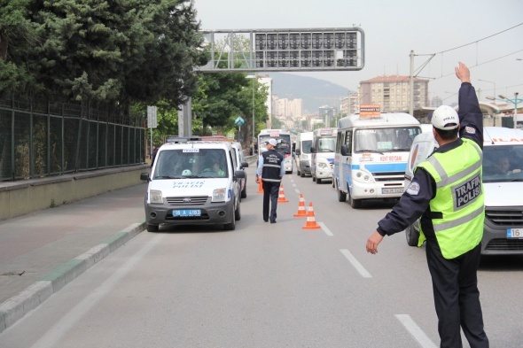 Egzoz gazı emisyonuna uymayan sürücülere 5 bin lira ceza
