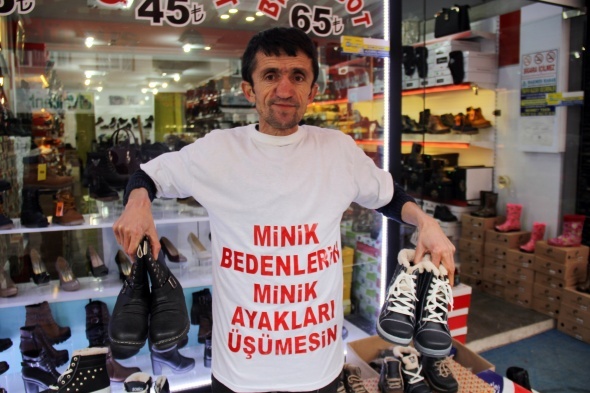 Koca yürekli simitçi!