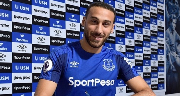 Soyunma odasında Cenk Tosun sürprizi! Maçtan önce kaptan Oğuzhan'ı aradı ve...