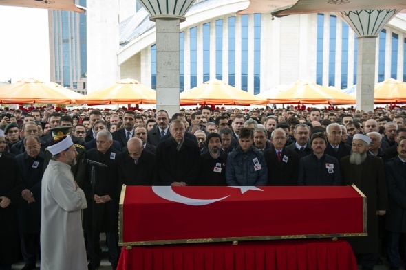 Devletin zirvesi Afrin şehidini uğurladı