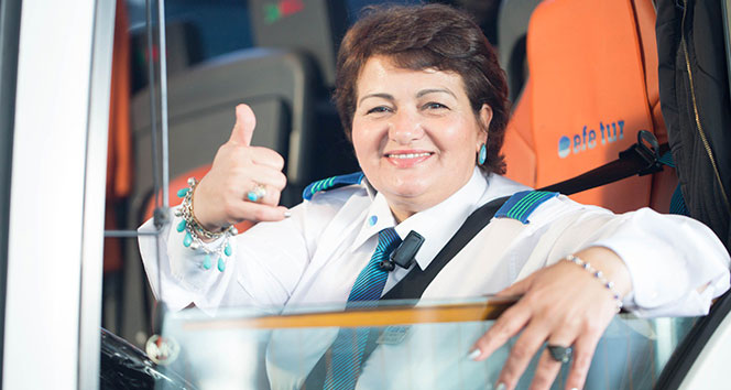 Yolların Nazan Kaptanı 25 yıldır şehirlerarası yolcu taşıyor