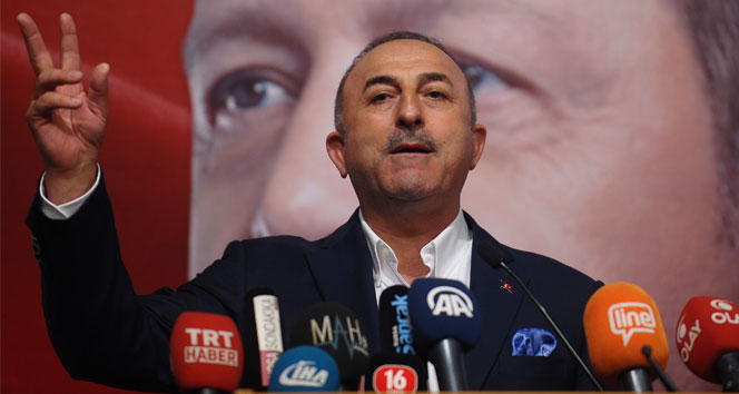 Bakan Çavuşoğlu: Yurtdışına kaçanların ensesindeyiz