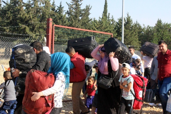 Suriyelilerin vatan özlemi izdihamı