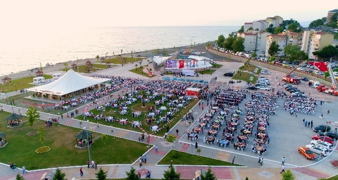 Alaplı’da 3 bin kişi iftarda buluştu
