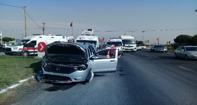 İzmir’de trafik kazası: 3 yaralı