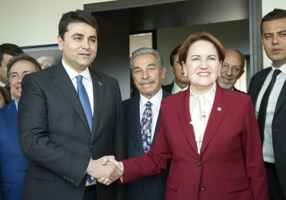 AkÅener bir koltuk daha kaybetti!