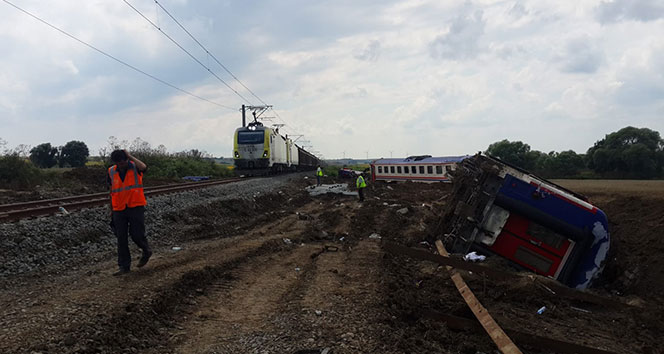 Tren kazasının yaşandığı yerde seferler başladı