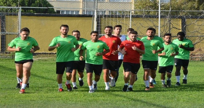 Aliağaspor FK’da yeni sezon hazırlıkları başladı