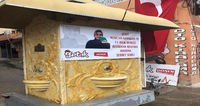 Hakkari şehidi anne ve bebeğinin anısına şerbet ikramı