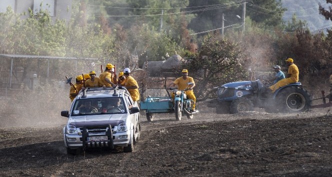 Onlar İzmir’in gönüllü ateş savaşçısı orman köylüleri