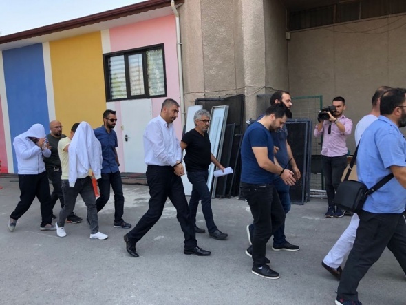 Tesadüfe bak!