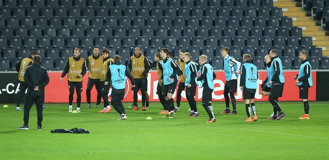 Fenerbahçe Zorya Luhansk maçı saat kaçta hangi kanalda şifreli mi? (Fener Zorya UEFA maçı)