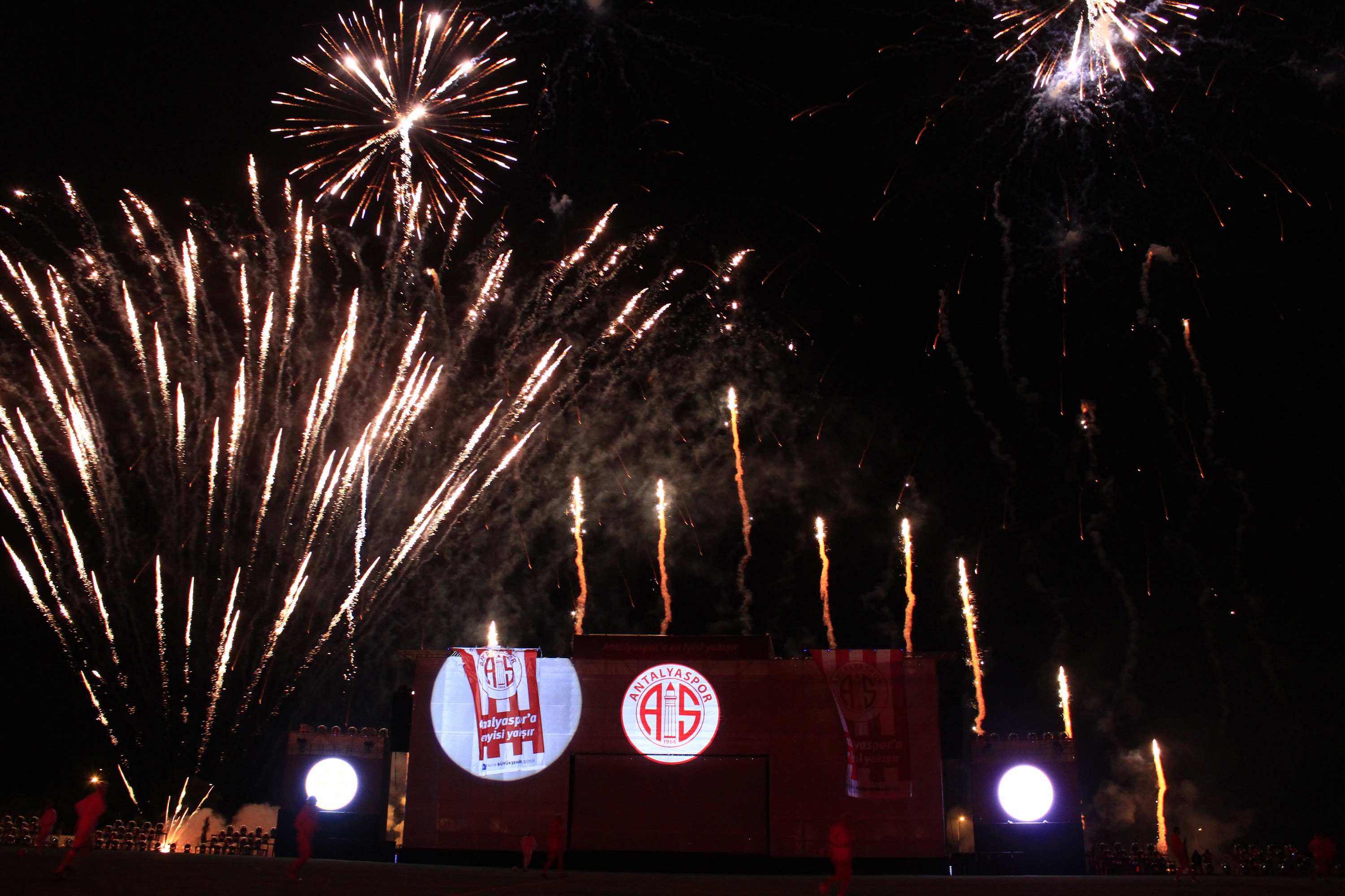 Antalyaspor'un yeni tesisleri görkemli törenle açıldı