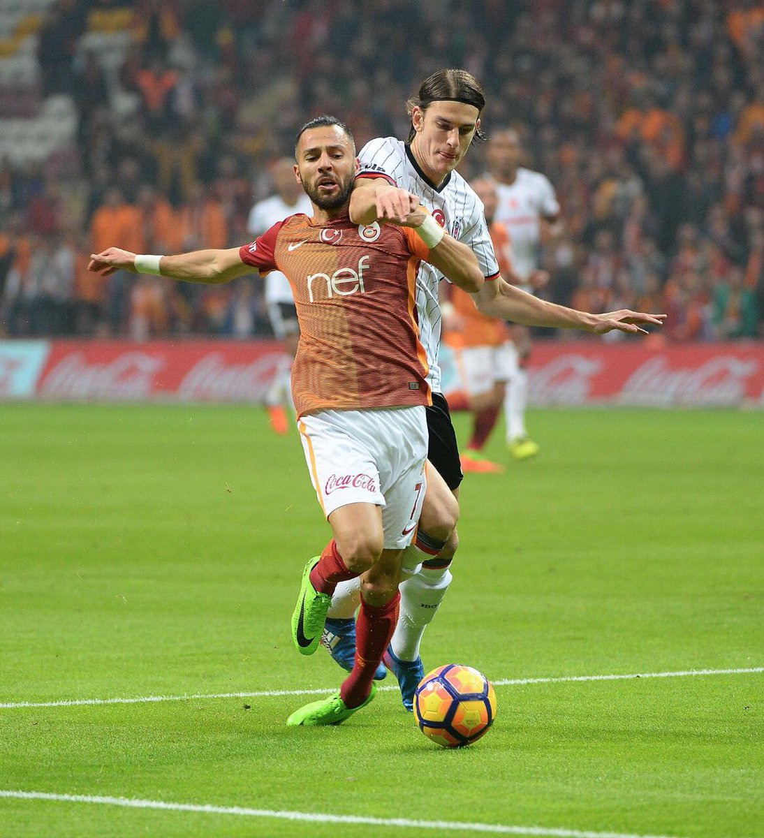 Galatasaray Beşiktaş derbisinde Yasin'in pozisyonunda penaltı karmaşası