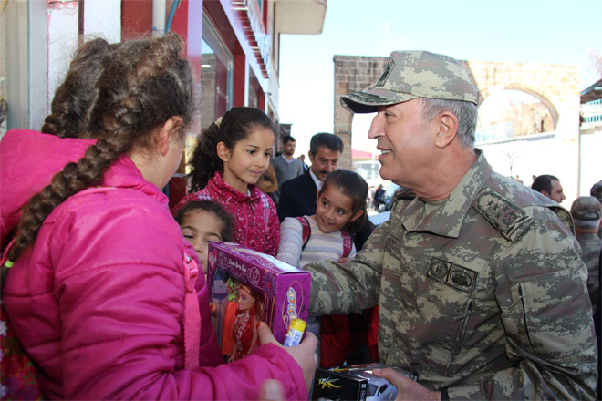 Genelkurmay Başkanı Orgeneral Hulusi Akar, Şırnak'ta