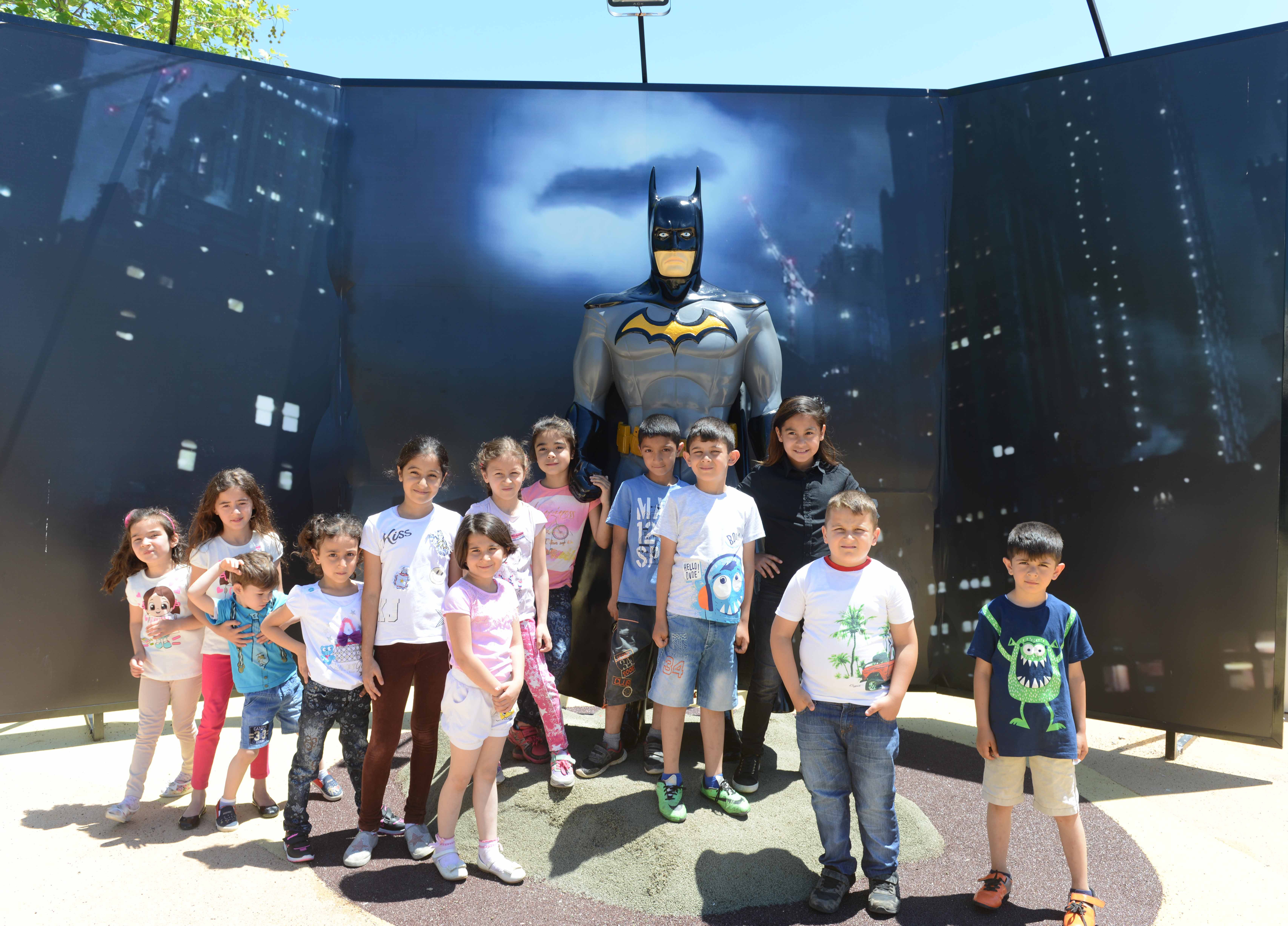En eğlenceli karne hediyesi Tuzla Belediyesi Gönül Elleri Çarşısı’ndan geldi