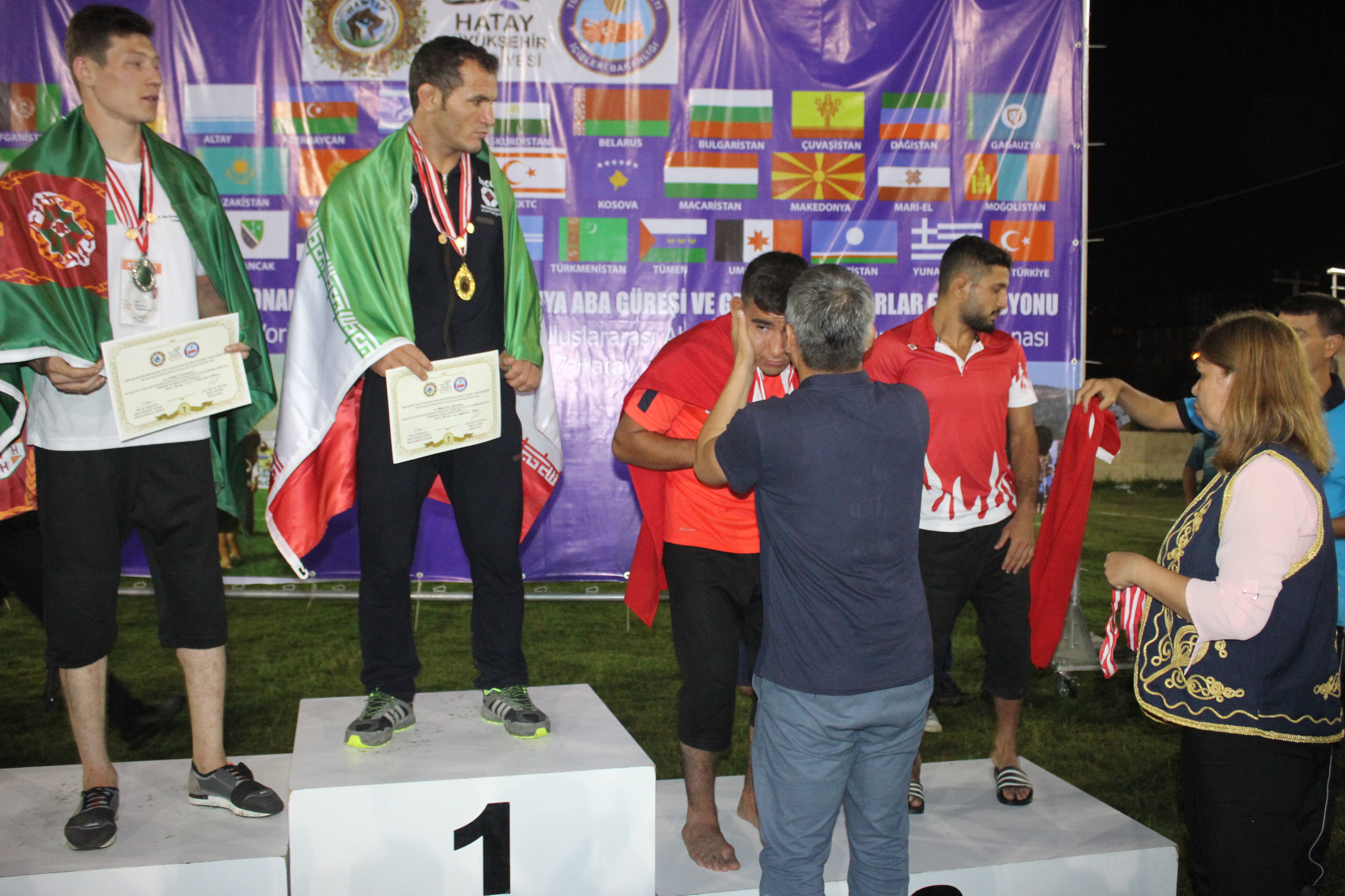 8. Aba Güreşleri Dünya Kupası’nda dereceye giren ülke Türkiye oldu